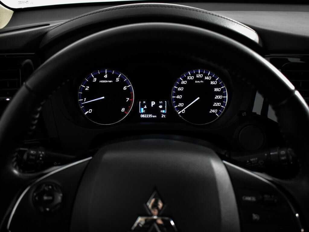 Купить Mitsubishi Outlander, 2019, 87 000 км, фото №19