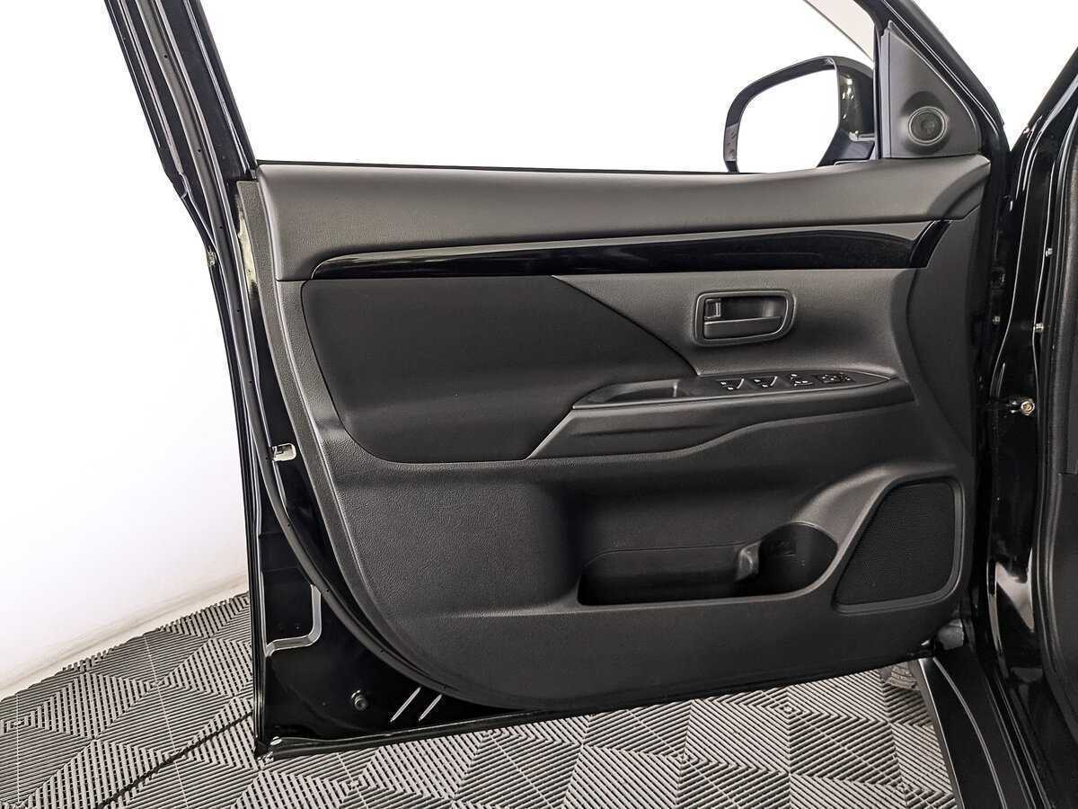 Купить Mitsubishi Outlander, 2021, 28 689 км, фото №19