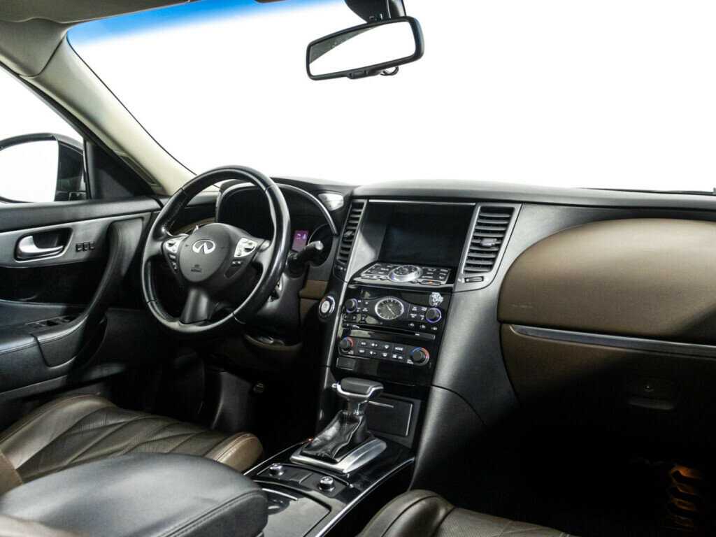 Купить Infiniti FX30d, 2013, 125 404 км, фото №9