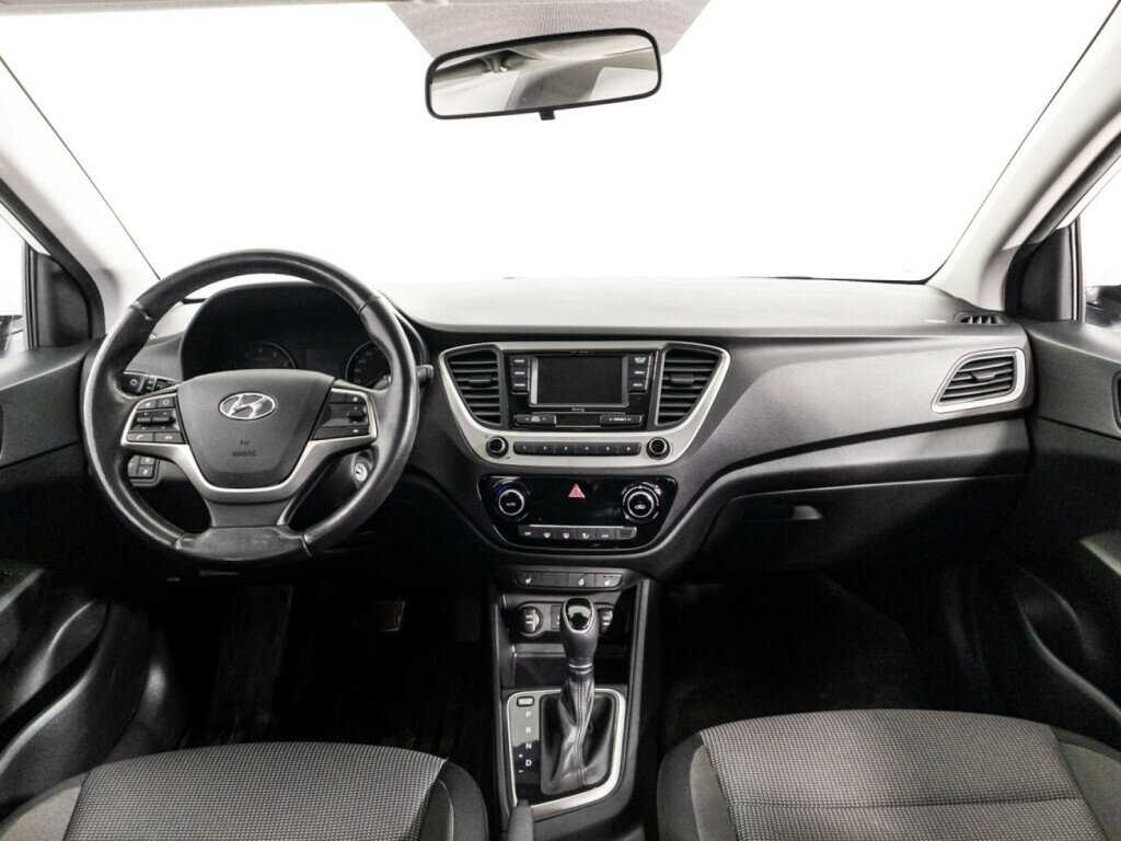 Купить Hyundai Solaris, 2017, 137 402 км, фото №13