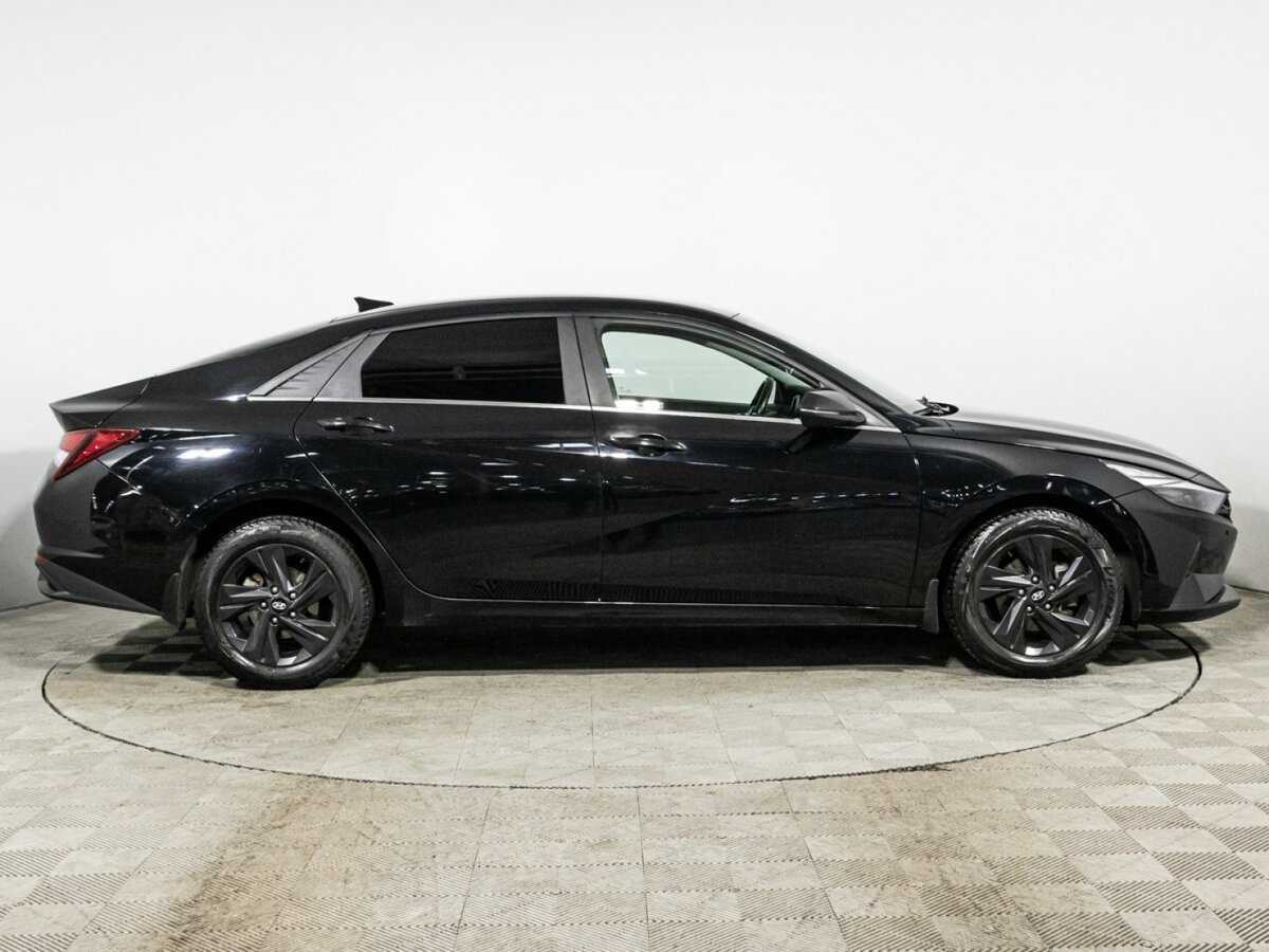 Купить Hyundai Elantra, 2021, 109 121 км, фото №4