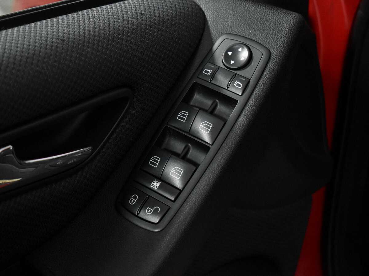 Купить Mercedes-Benz A-Класс 180, 2012, 128 619 км, фото №10