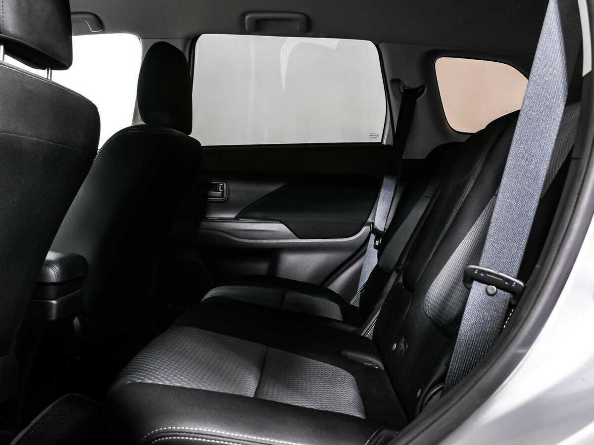 Купить Mitsubishi Outlander, 2018, 81 601 км, фото №13