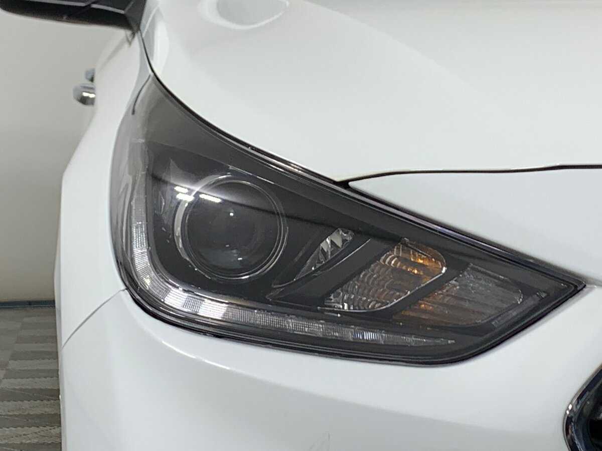 Купить Hyundai Solaris, 2018, 45 142 км, фото №10