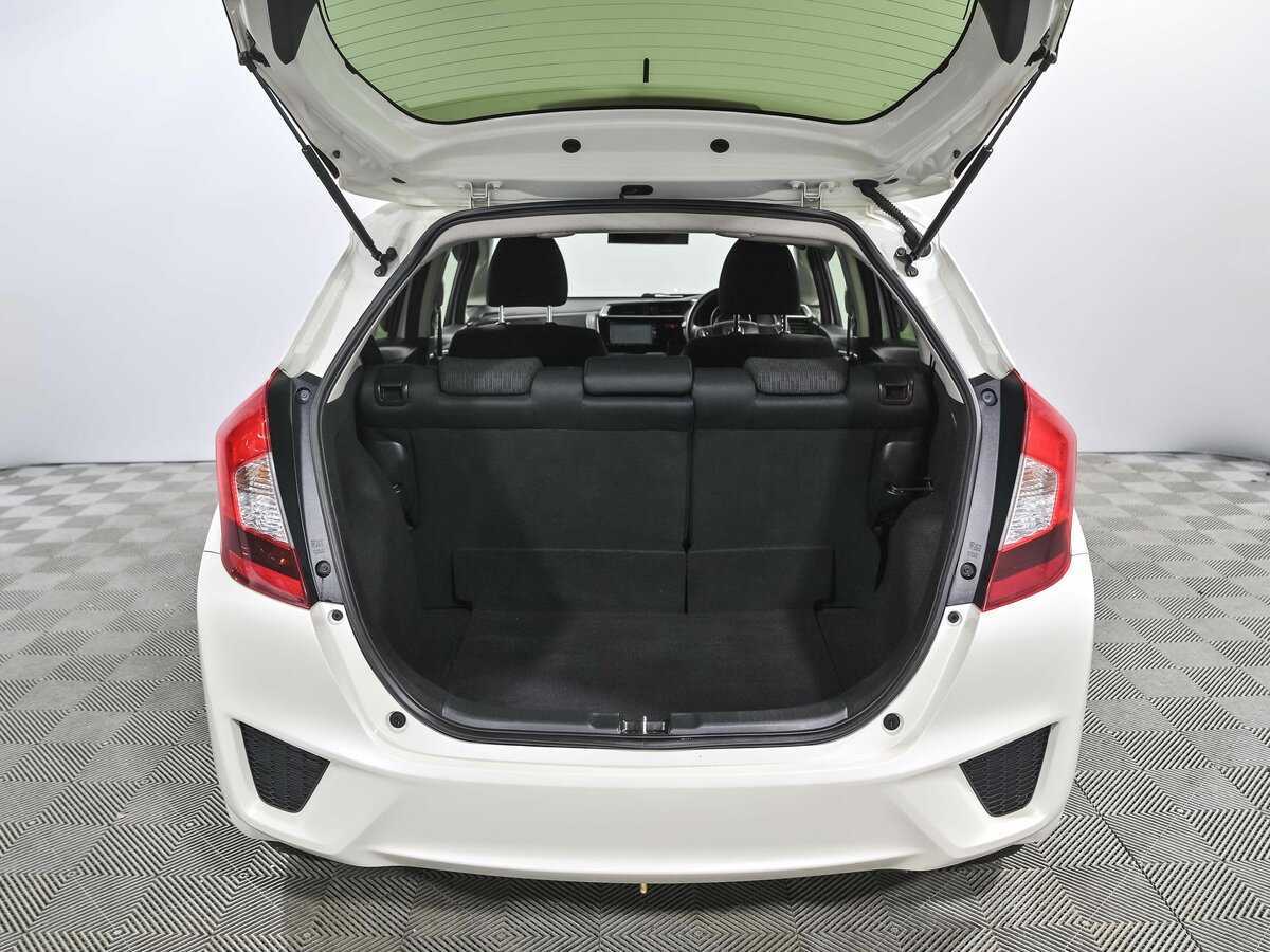 Купить Honda Fit, 2016, 145 593 км, фото №17