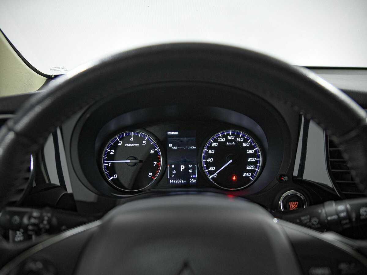 Купить Mitsubishi Outlander, 2018, 147 287 км, фото №7