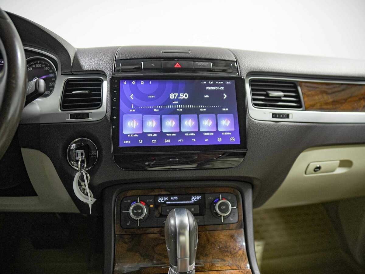 Купить Volkswagen Touareg, 2013, 211 283 км, фото №10