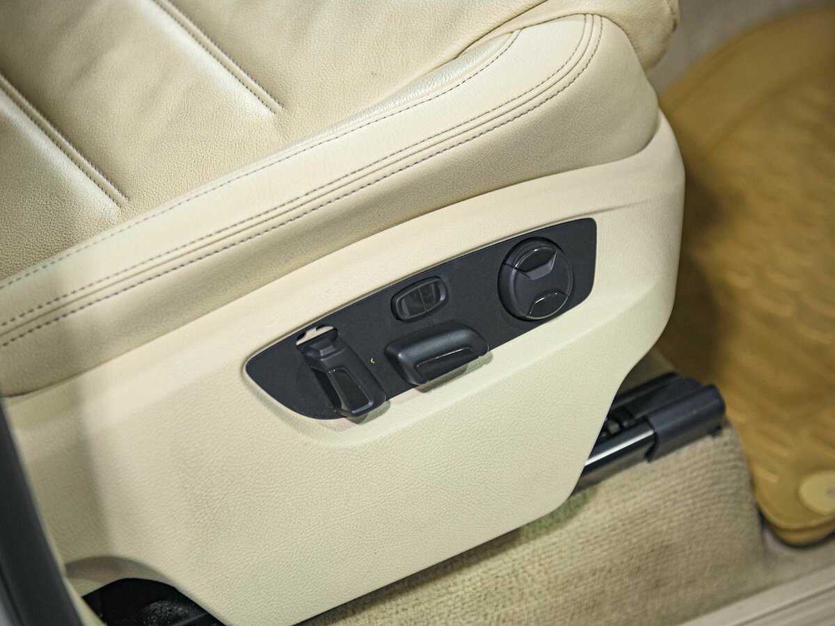 Купить Volkswagen Touareg, 2013, 211 283 км, фото №19