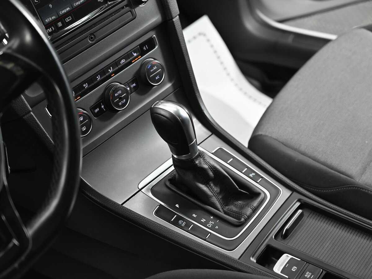 Купить Volkswagen Golf, 2013, 180 500 км, фото №12