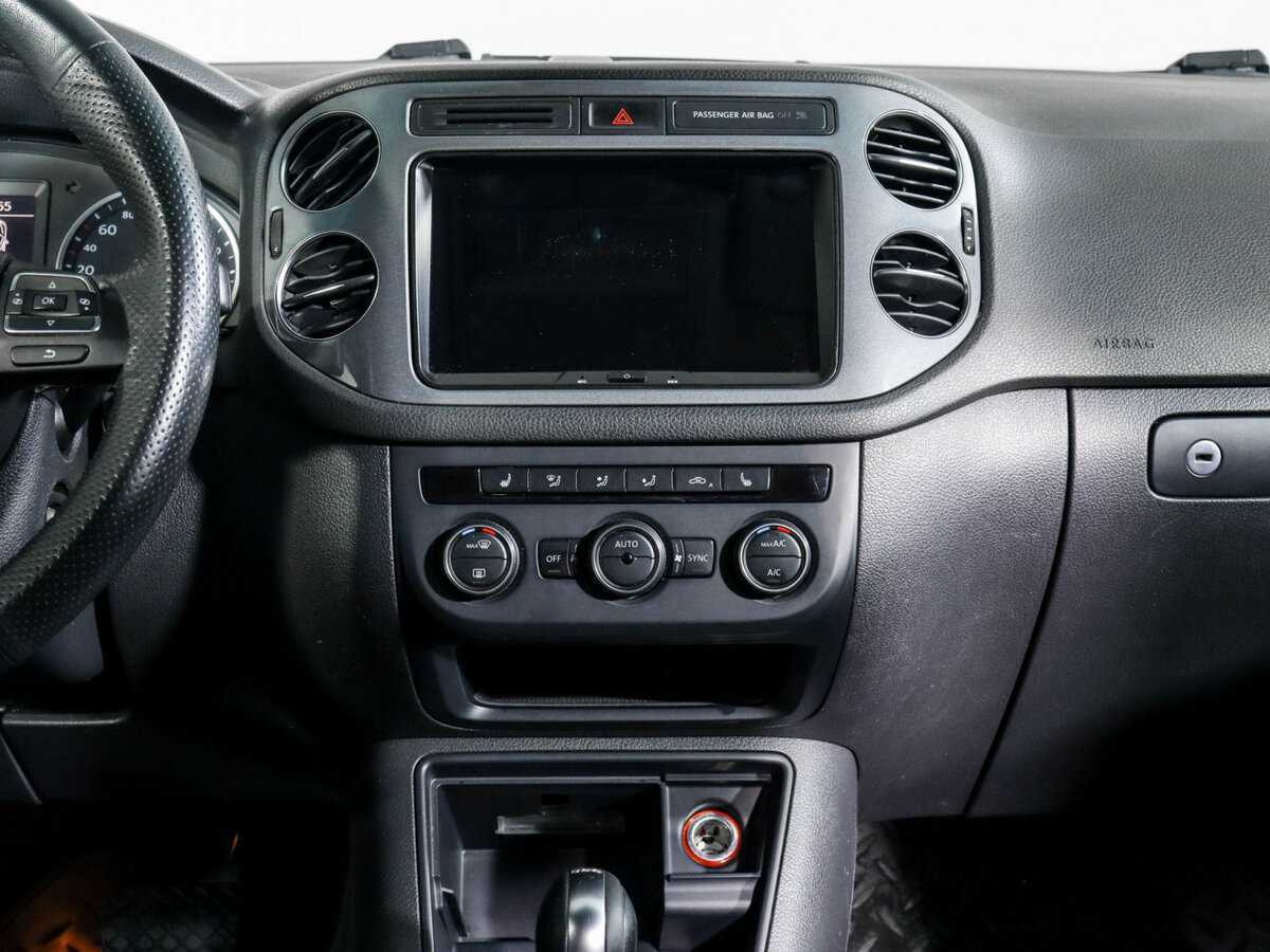 Купить Volkswagen Tiguan, 2015, 121 218 км, фото №13