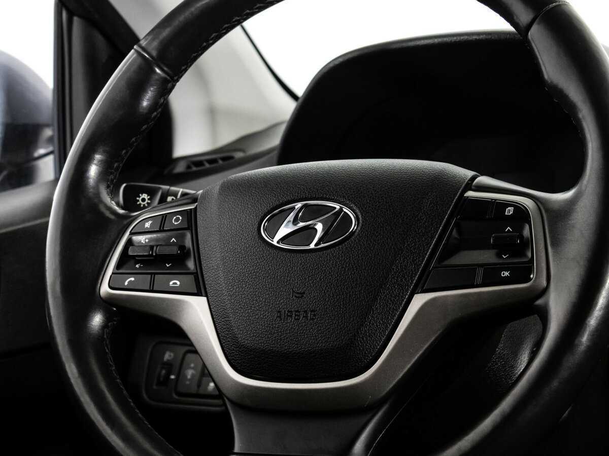 Купить Hyundai Solaris, 2017, 82 080 км, фото №10