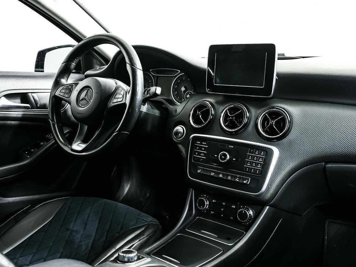 Купить Mercedes-Benz A-Класс 180, 2017, 130 000 км, фото №9