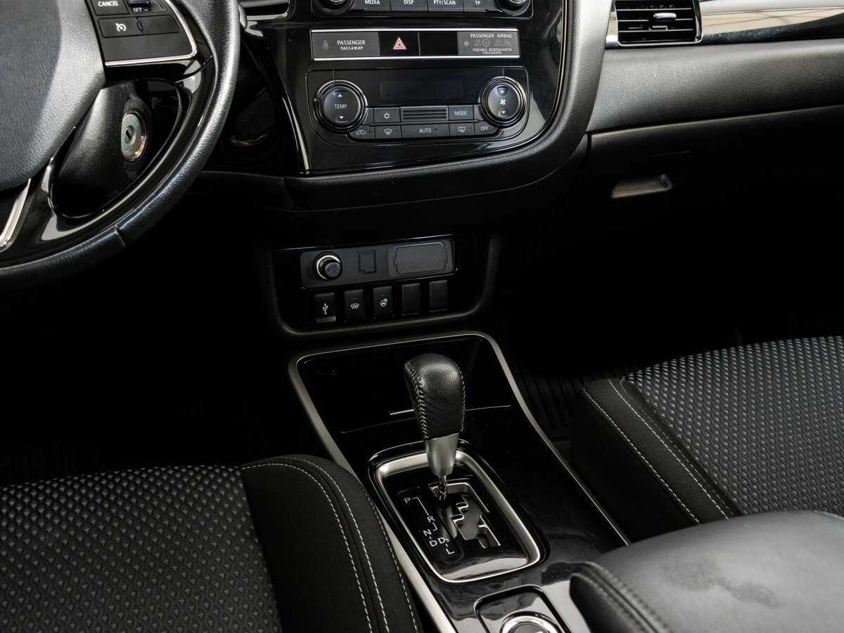 Купить Mitsubishi Outlander, 2018, 126 019 км, фото №10