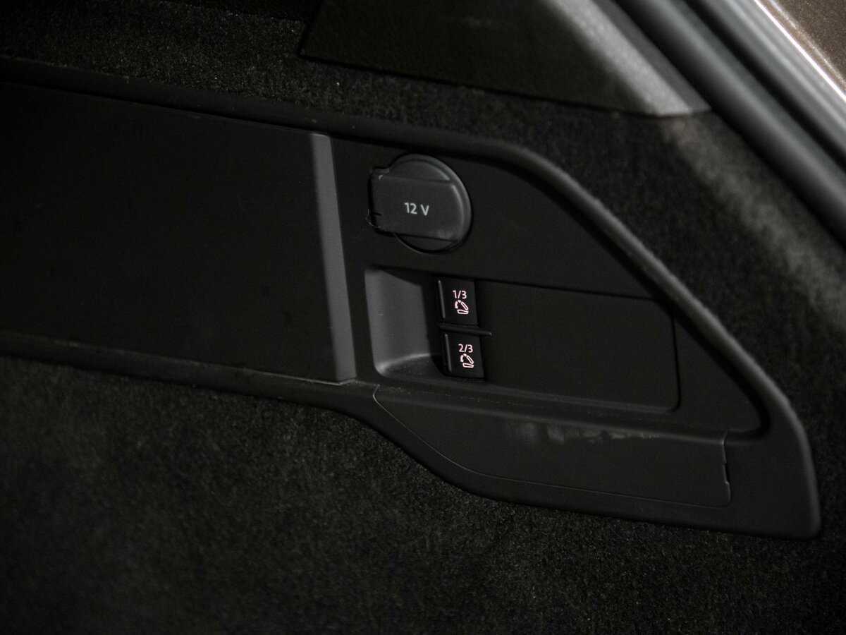 Купить Volkswagen Touareg, 2013, 127 425 км, фото №21