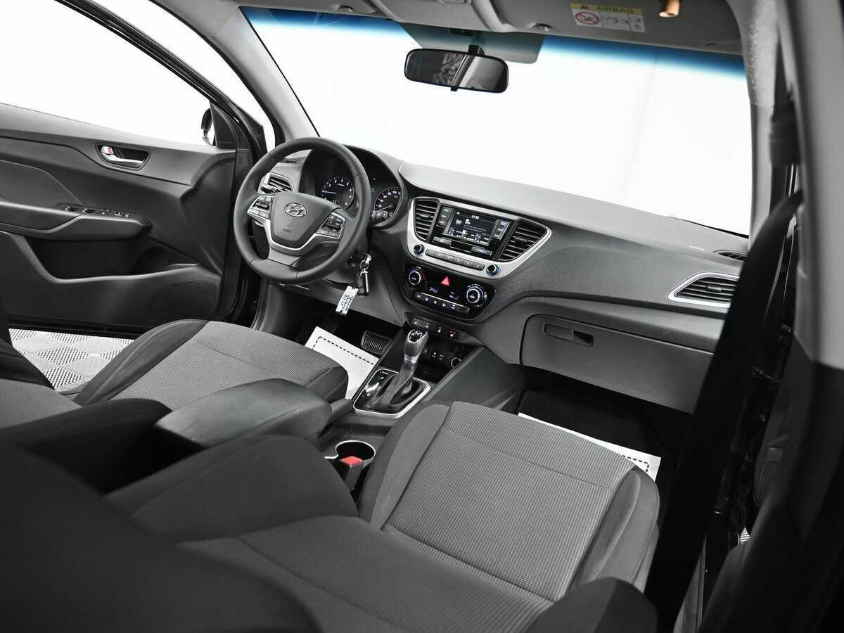 Купить Hyundai Solaris, 2018, 119 000 км, фото №9