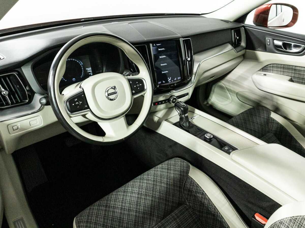 Купить Volvo XC60, 2019, 175 945 км, фото №11