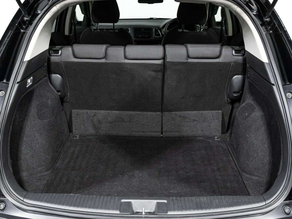 Купить Honda Vezel, 2019, 10 000 км, фото №18