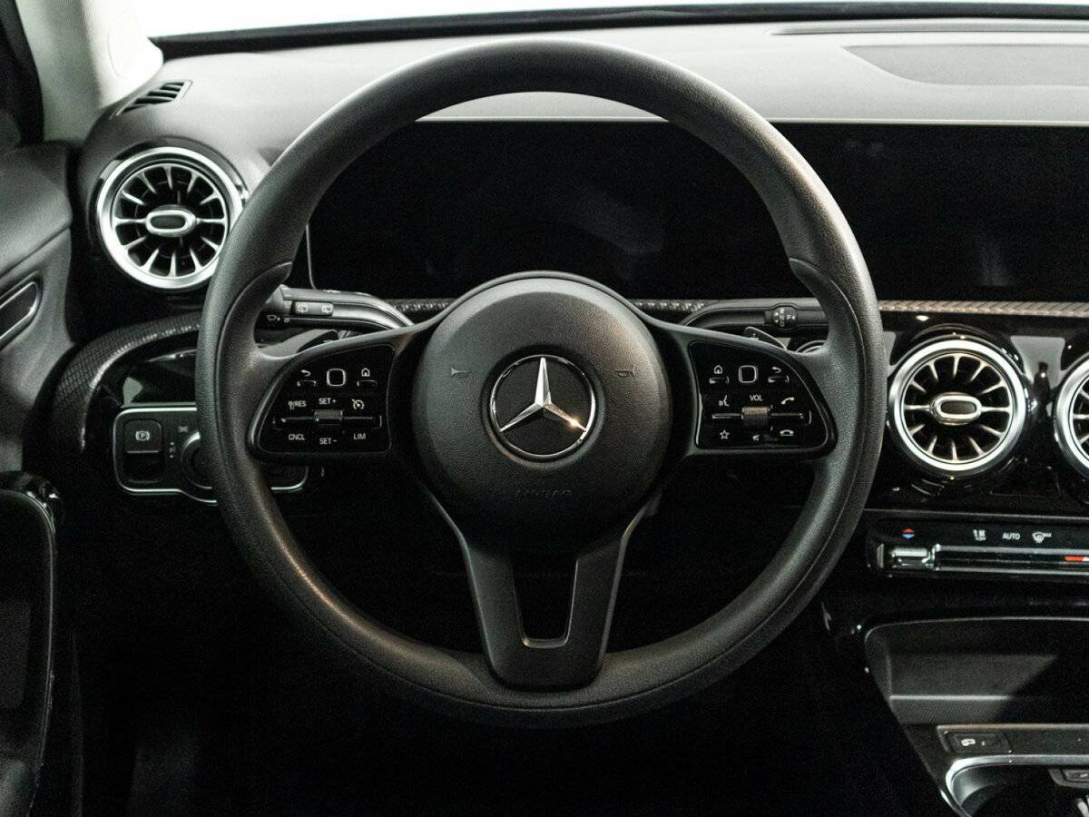 Купить Mercedes-Benz A-Класс 200, 2018, 94 000 км, фото №18