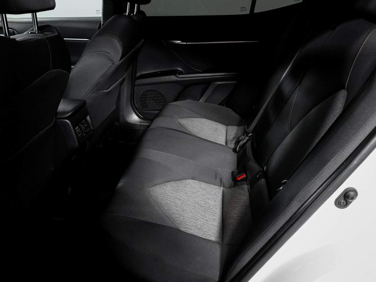 Купить Toyota Camry, 2019, 167 896 км, фото №10