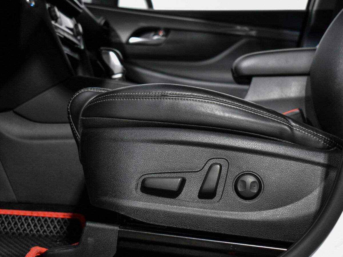 Купить Hyundai Santa Fe, 2018, 107 000 км, фото №10