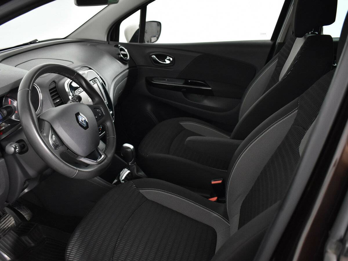 Купить Renault Kaptur, 2017, 101 236 км, фото №9