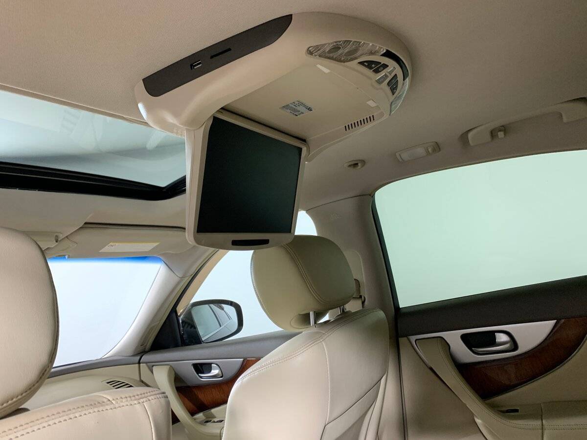 Купить Infiniti FX30d, 2012, 200 327 км, фото №16