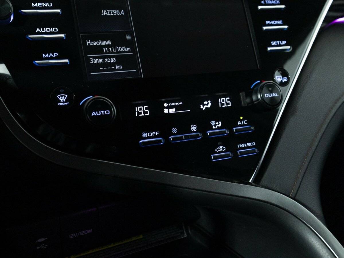 Купить Toyota Camry, 2018, 118 000 км, фото №17