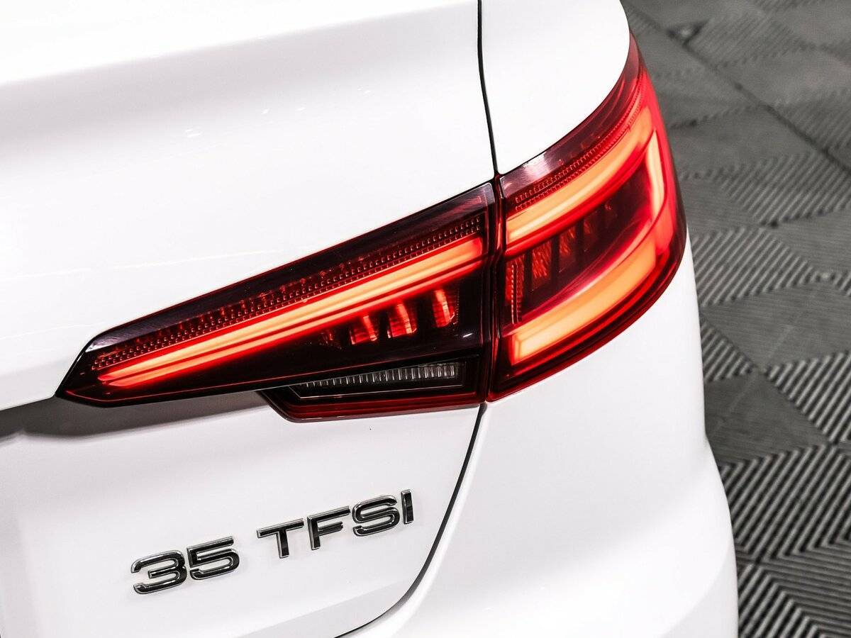 Купить Audi A4, 2018, 105 240 км, фото №15