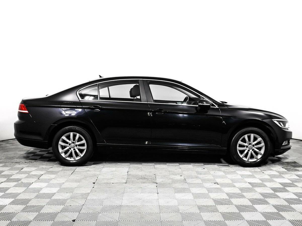 Купить Volkswagen Passat, 2018, 99 000 км, фото №4