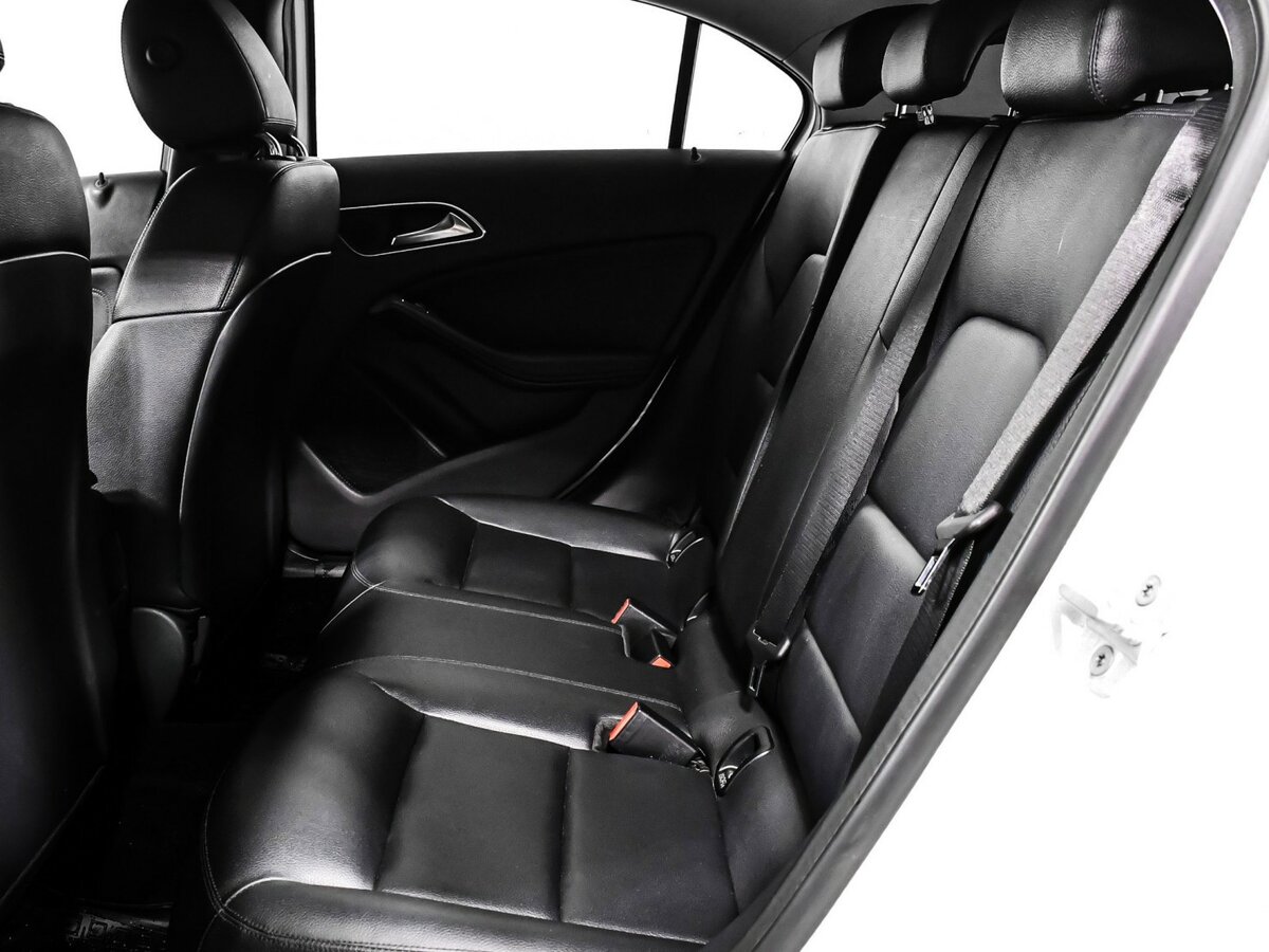 Купить Mercedes-Benz A-Класс 180 III (W176), 2013, 162 959 км, фото №11