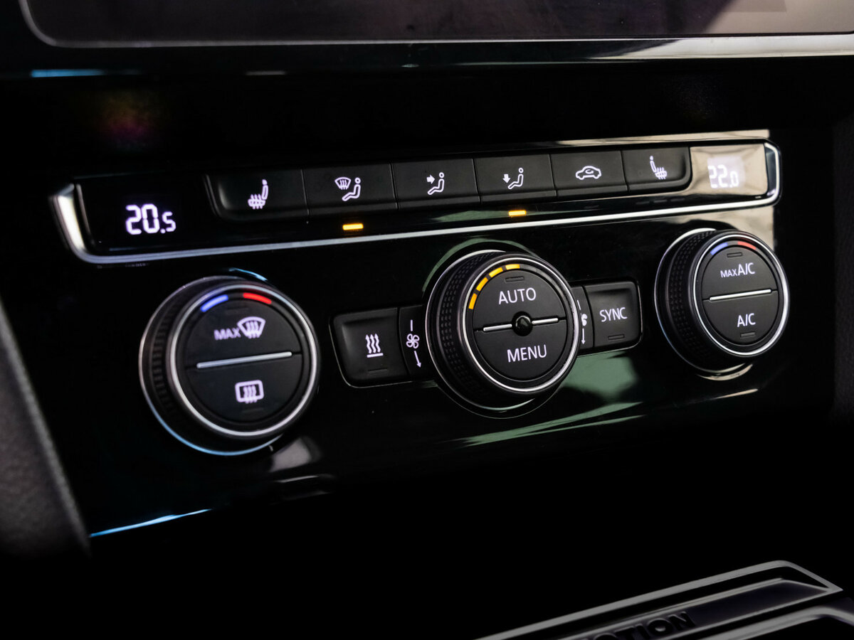 Купить Volkswagen Passat DSG7 B8, 2018, 153 110 км, фото №18