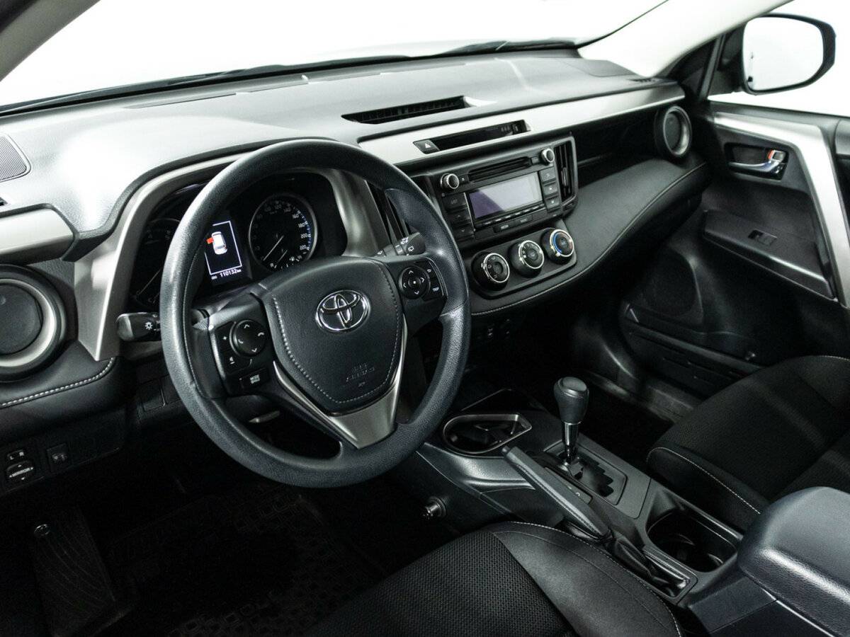 Купить Toyota RAV4 IV (XA40) Рестайлинг, 2017, 110 130 км, фото №11