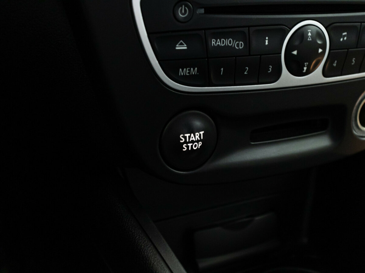 Купить Renault Fluence I, 2012, 86 137 км, фото №15