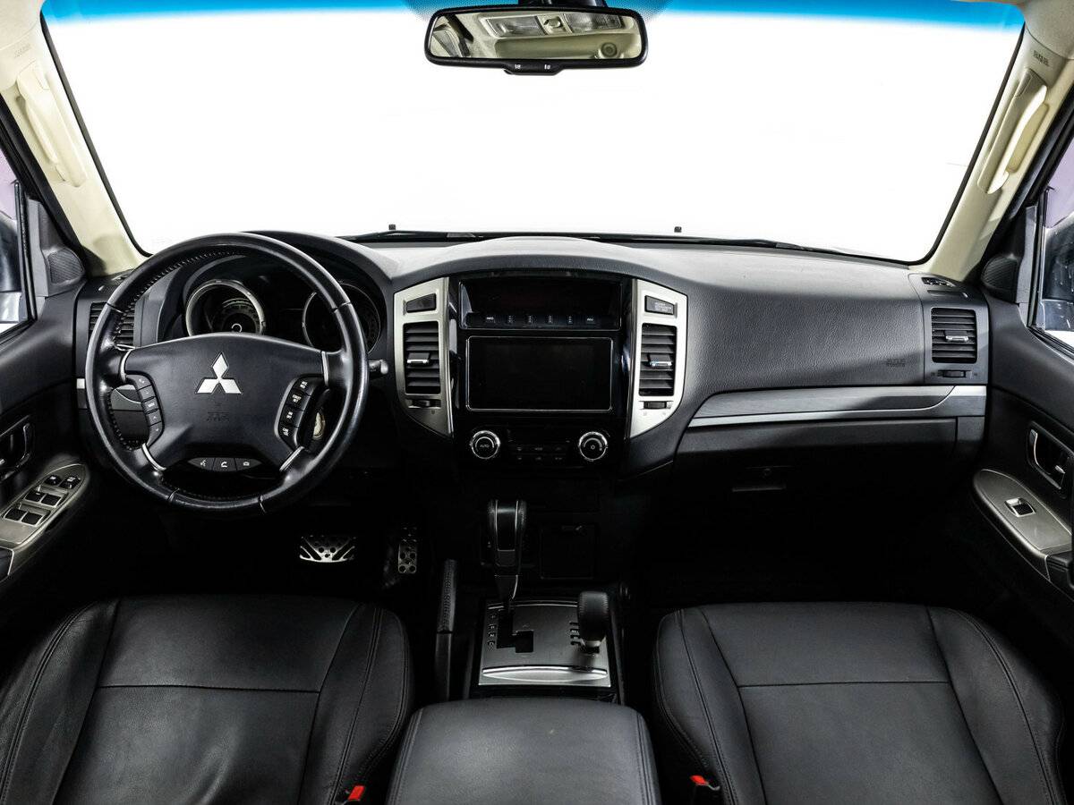 Купить Mitsubishi Pajero IV Рестайлинг 2, 2017, 110 534 км, фото №11