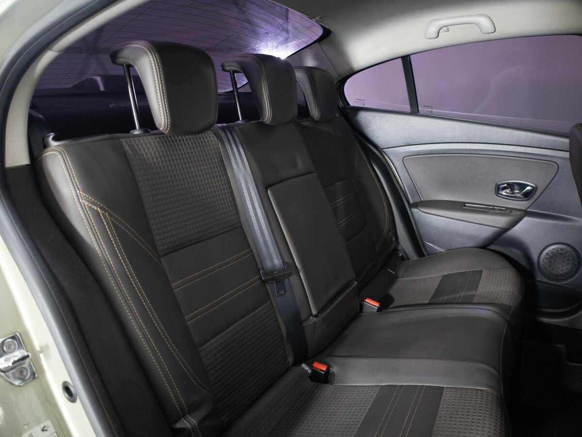 Купить Renault Fluence I Рестайлинг, 2014, 112 650 км, фото №14