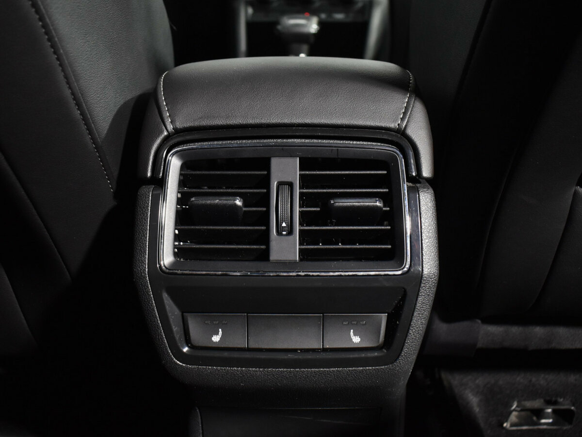 Купить Skoda Karoq I, 2021, 32 929 км, фото №18