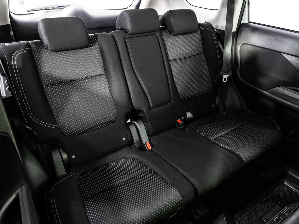 Купить Mitsubishi Outlander III Рестайлинг 3, 2018, 126 249 км, фото №19