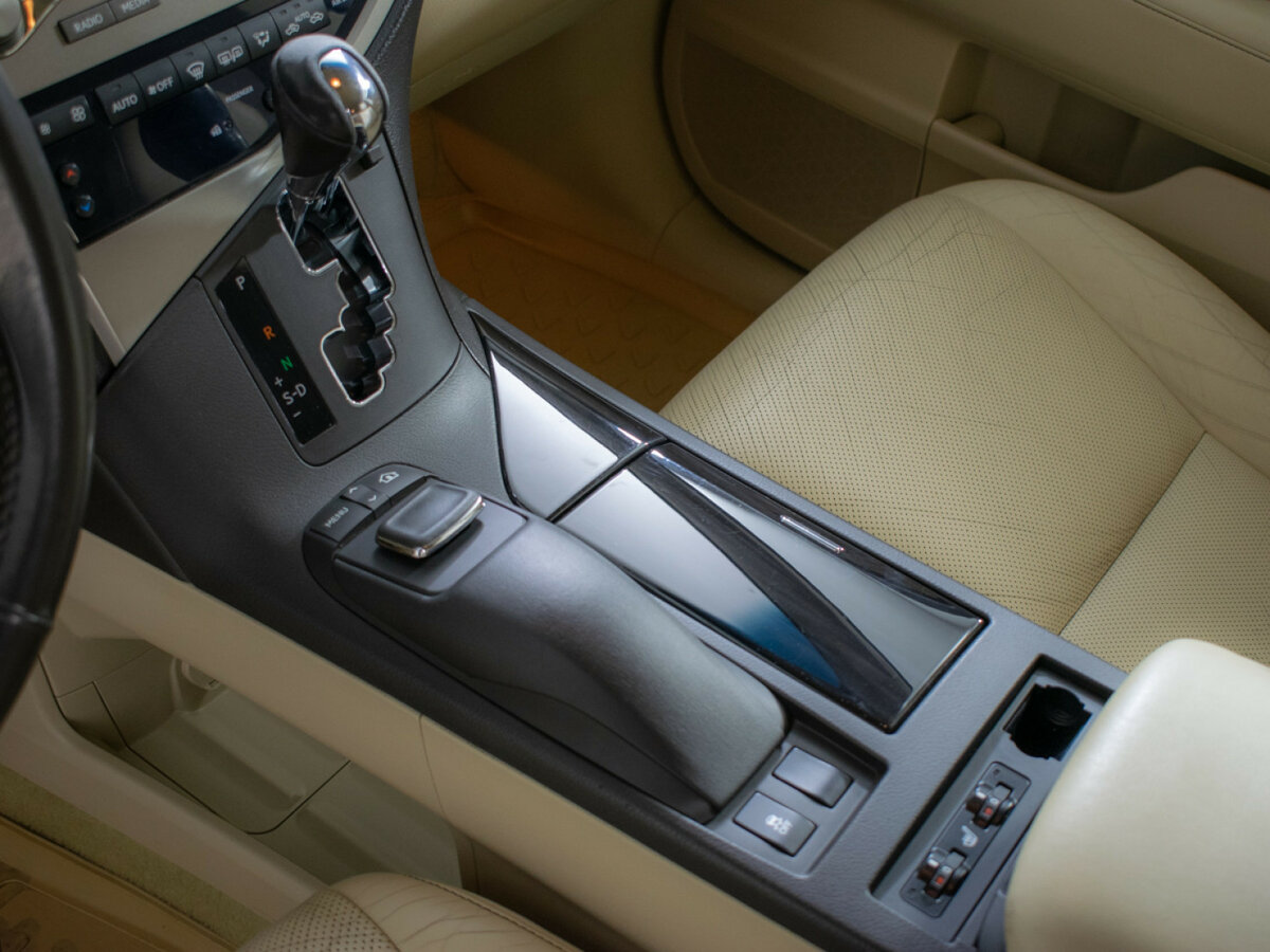 Купить Lexus RX 270 III Рестайлинг, 2015, 215 764 км, фото №14