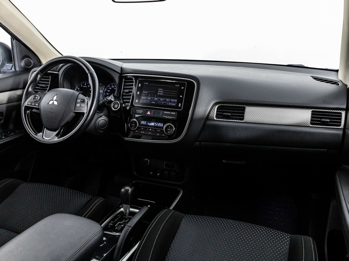 Купить Mitsubishi Outlander III Рестайлинг 2, 2018, 130 000 км, фото №7