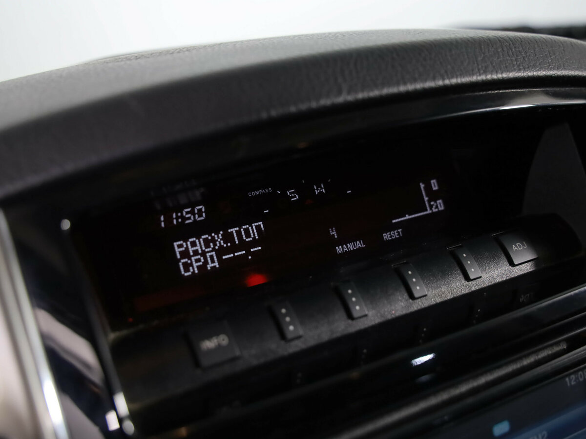 Купить Mitsubishi Pajero IV Рестайлинг 2, 2015, 157 000 км, фото №15